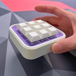 Photo showing a fully-assembled Banchan macropad.